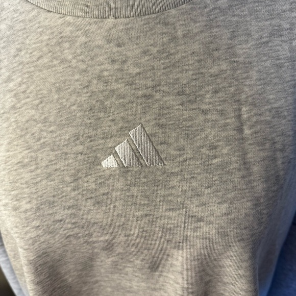 Adidas Sweatshirt NWT - Picture 6 of 10